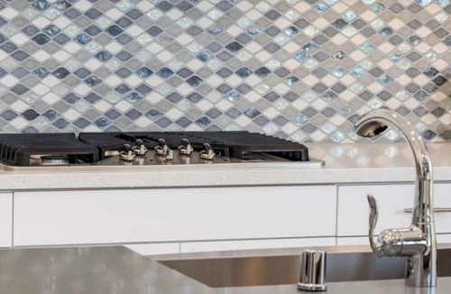 Moreno Valley House | Stunning Luxury Estate, 5BR, Chef’s Kitchen Loft, Serrano Heights, Sleeps 12