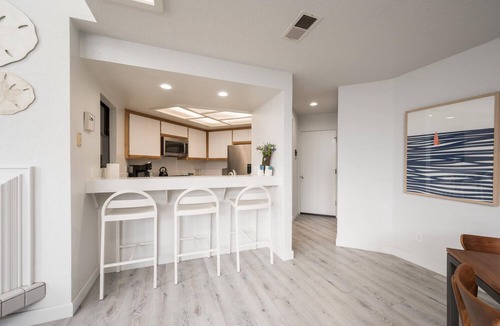 Marine Terrace House | Stunning, Ocean View Rental on Sherwood! Enjoy Your Next Month Long Getaway!