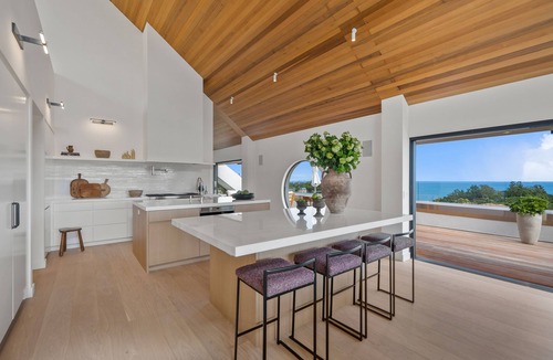 Central Malibu House | Stunning Ocean Views -Escape to Paradise at Casa De Lupe Malibu