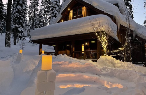 Homewood House | Stunning Private Compound with Hot Tub, Nearby Beach, Flat Lawn, at ski resort