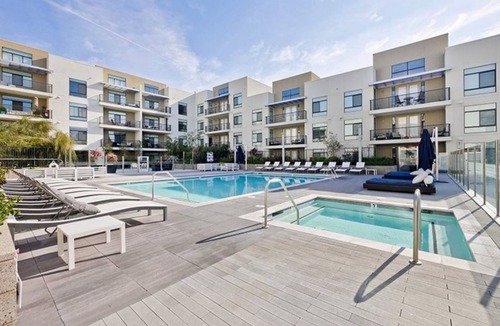 Campbell Condo | Stylish 1BR Condo at Revere with Pool