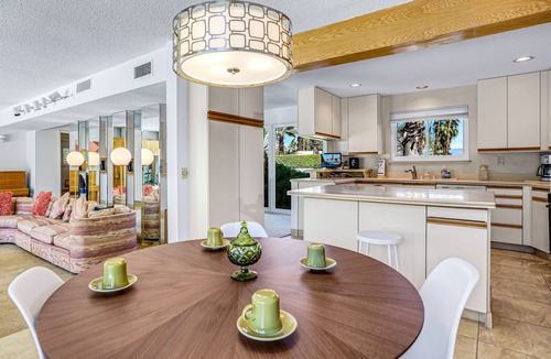 Twin Palms House | Stylish Dog-Friendly Retreat W/High-Speed WiFi, Pool & Spa, & Pool Table