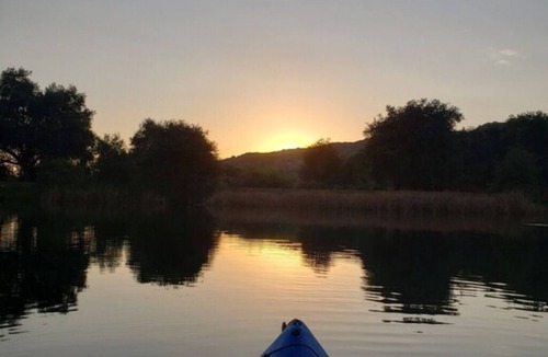 Descanso House | Stylish Lakefront -Backyard Fishing -near Julian
