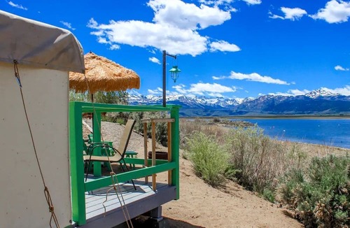 Bridgeport RV Rental | Stylish Lakeside Glamping Cabin with Eastern Sierra Mountain Views near Bridgeport, California