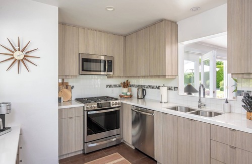 Tahquitz River Estates House | Stylish Mid-Century Home