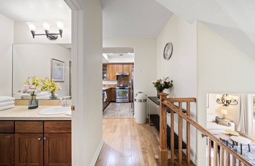 Duarte House | Stylish Mordern Retreat - 4 Beds house Free Onsite parking