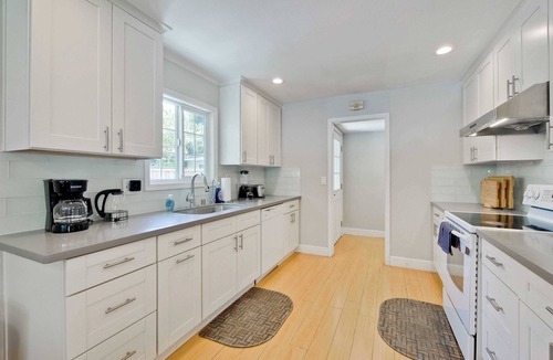 Santa Clara House | Stylish Silicon Valley Getaway｜Modern 2BR Pet-Friendly Home｜Flexible Lease#41841