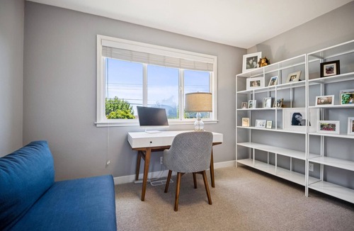Fairfax House | Sunny 4-bedroom house - stunning views in charming San Anselmo - family friendly