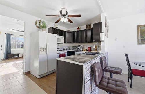 Palmdale House | Sunny Palmdale Escape w/Private Pool