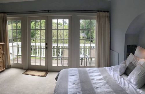 San Rafael House | Sunny, Sprawling Estate 25 Minutes From SF and Wine Country, Outdoor Life, Pool