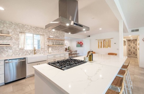 Desert Park Estates House | Sunny Vista | Pool + Spa w/Mountain Views