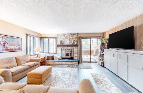 Mammoth Lakes Apartment | Sunrise 8