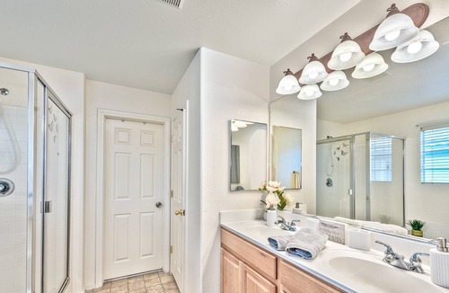 Rhodes Ranch House | Sunset Casa - Lux & Modern Living, Great Location♛
