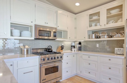 Avila Beach Condo | Sunsetter in Avila Beach - 2 min walk to beach, located in Ocean 17