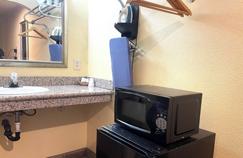Los Banos Hotel | Sunstar Inn Los Banos near I-5