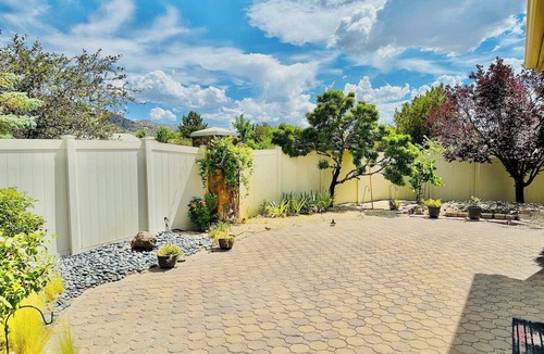 Reno House | Sunview House/Sleeps 16
