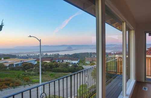 Baywood-Los Osos House | Superb 4 bedroom house in Los Osos with stunning ocean views