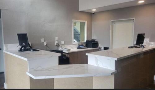Lincoln Acres Hotel | SureStay Hotel by Best Western Chula Vista San Diego Bay