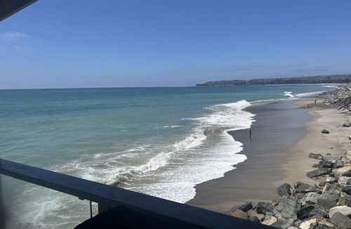 Capistrano Beach House | Surf, Sandpipers & Sunsets -Dana Pt.