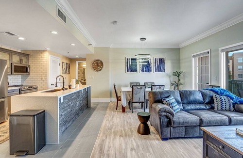 Lake Las Vegas Apartment | SVS: 2BD/2BA Lake Las Vegas Retreat | Private Balcony | Sleeps 6