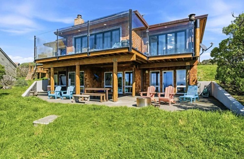 Dillon Beach House | Sweeping Ocean Views · Hot Tub · Fire Pit · Dillon Beach