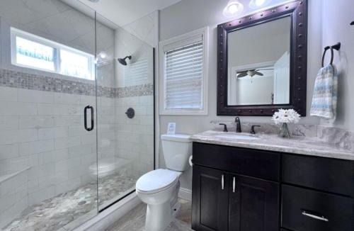 Hermosa Village House | Sweet 5 Bedroom, 4 Bath Pool Home 1/2 Mile Walk To Disney