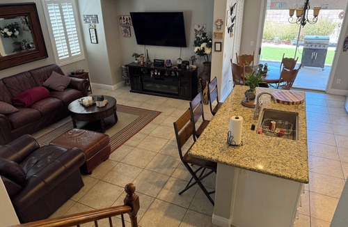 Henderson House | Sweet home with electric car charger unwind, relax enjoy a great time in Vegas