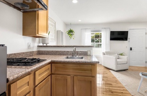 Eastside Santa Cruz Hotel | Swell House Santa Cruz -Suite 4
