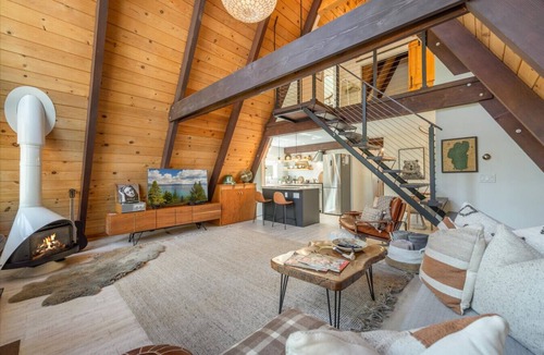 Timberland Cabin | Tahoe A-Frame Cabin with Hot Tub | Walk to Lake, Sleeps 6