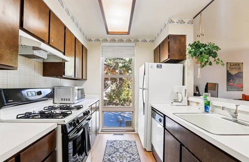 Dollar Point Condo | Tahoe Corner Retreat: 3 Levels of Alpine Comfort & Sauna Villas #107