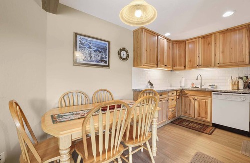 Tahoe Keys Apartment | Tahoe Keys Marina View: Tahoe Keys short term rental