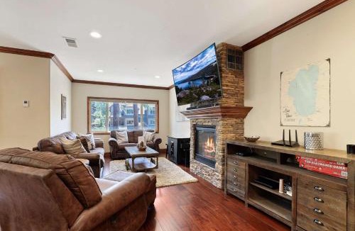 South Lake Tahoe House | Tahoe Woods Villa - Walk to Beach and Gondola - Heavenly Ski