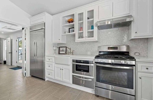 Tarzana House | Tarzana 1BR ADU | Pool, Hot Tub & Fire Pit | C&C