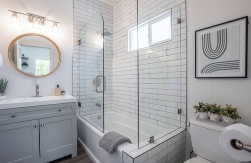 Piedmont Avenue House | Temescal Bungalow, Gated Parking, Pet Friendly, UC Berkleyn