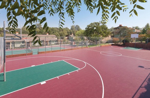Angels Camp Condo | Tennis, Lakes, 10th Fairway, Wyndham Angels Camp