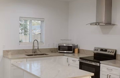 Woodlake House | The Aesthetic Escape, a Cozy 2-bedroom house in pleasant Woodlake.
