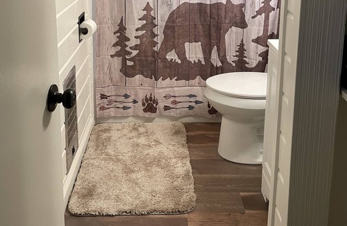 Mi-Wuk Village Cabin | The Bear Retreat