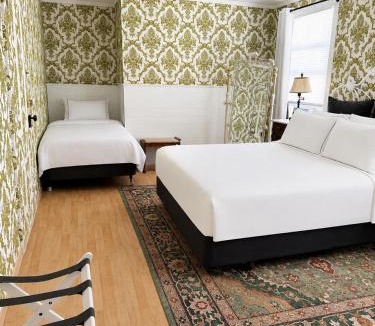 Bridgeport Hotel | The Bodie Hotel