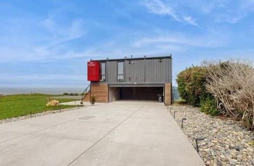 Fort Bragg House | The Boolean
