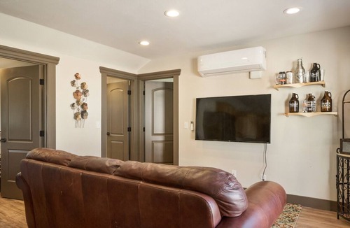 Paso Robles Cottage | THE BREW HOUSE-The Westside Cottages 2 Bed/2 Bath