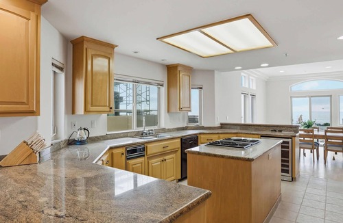 Westside Santa Cruz House | The cliffside Oasis on West Cliff Dr