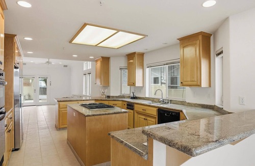 Westside Santa Cruz House | The cliffside Oasis on West Cliff Dr