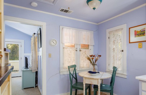 Paso Robles Cottage | The Cottage Guest House | Cottage in Paso Robles near wineries