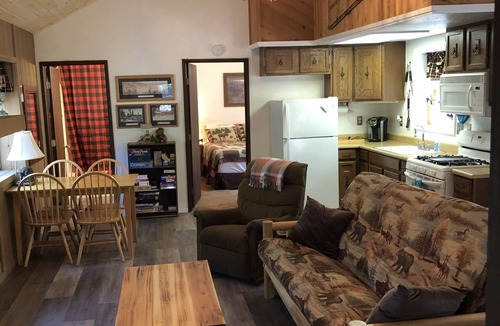 Sugarloaf Cabin | The Cozy Cabin in the Mountain