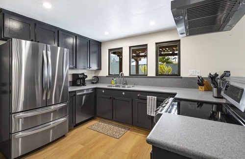 Vista Norte House | The Delgado Retreat - Unwind in Style: Exclusive Vacation Home with Pool & Spa