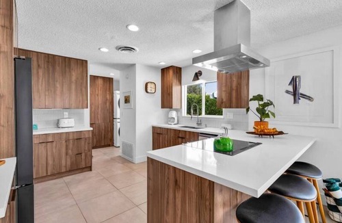 Palm Springs House | The Dexter Palm Springs - Mid-Century Magic Meets Modern Luxury in Palm Springs