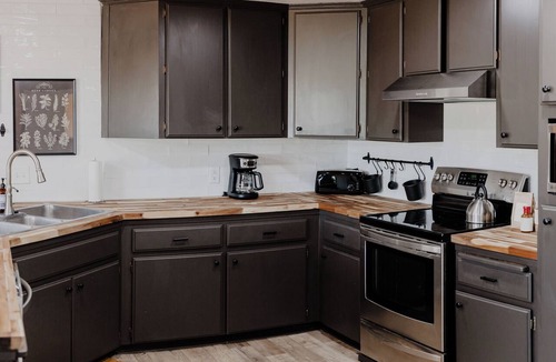 Springville House | The Farmhouse at Mt. Dennison/Entire Home In Balch Park 2 Mi From Sequoia Forest