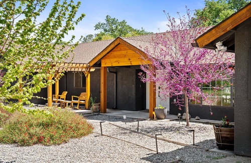 Mariposa Cabin | The Hangout House! Pool Spa BBQ Game Zone