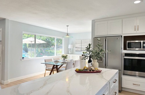 West San Jose Apartment | The heart of silicon valley large suit, 3 minutes to Santana Row