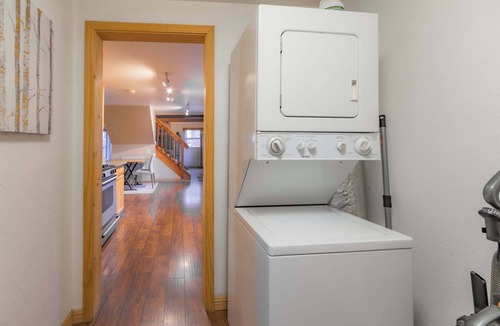 South Lake Tahoe Cabin | The Heavenly Foothills For 4